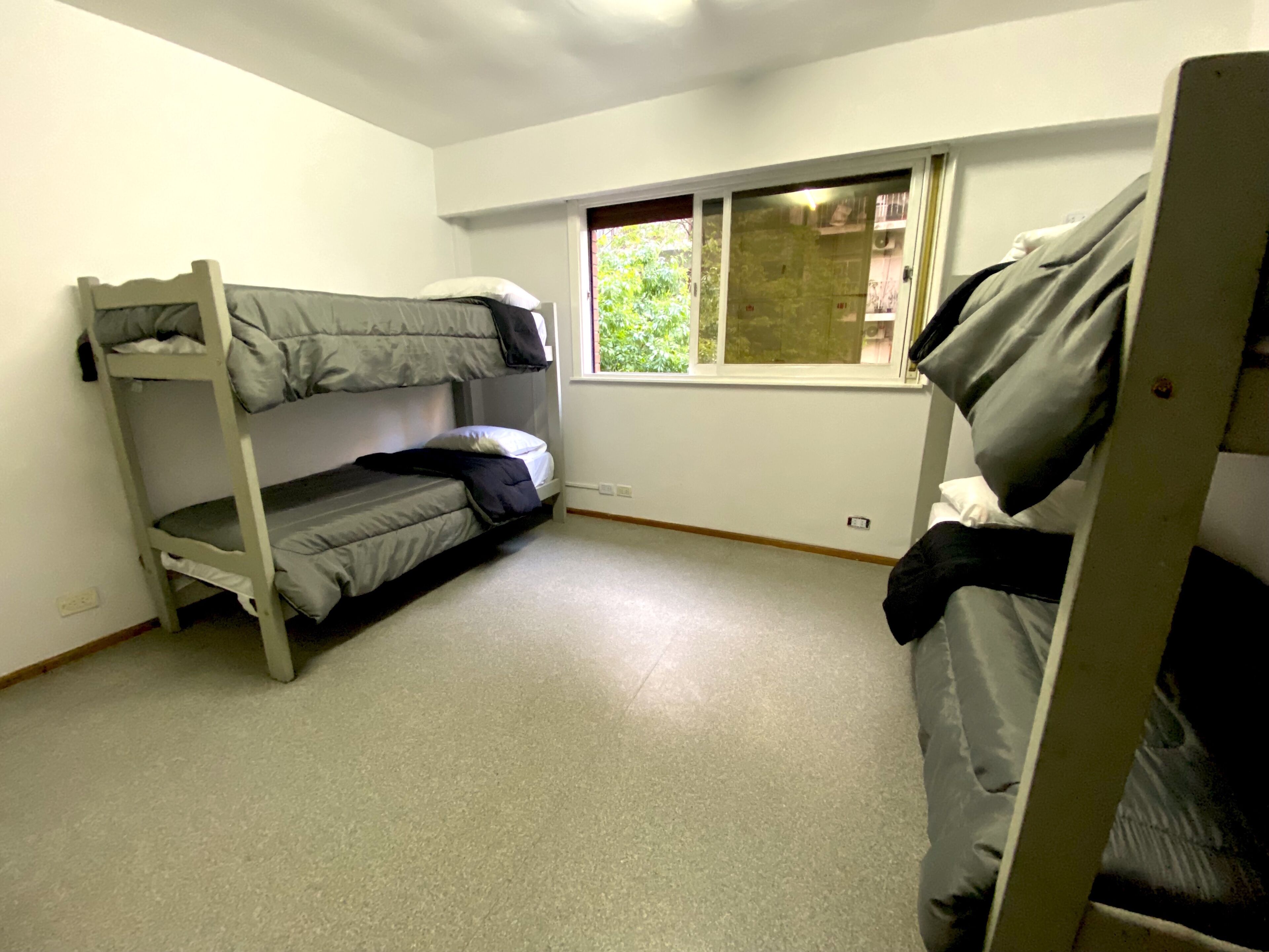 basic quadruple room | free wifi, bed sheets