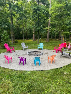 Property grounds - Quite Country Home (New Carlisle)