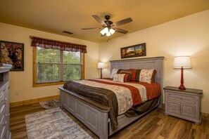 Ferienhaus, Mehrere Betten, Poolzugang, Bergblick | 4 Schlafzimmer, individuell dekoriert, individuell eingerichtet