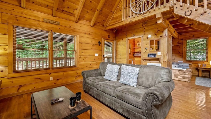 Sunrise Woods Retreat