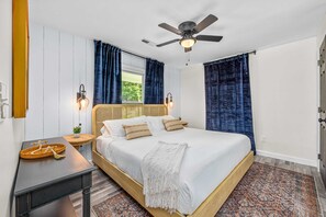 4 chambres, fer et planche à repasser, lit parapluie, Wi-Fi