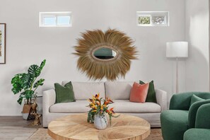 TV, stereo, offices