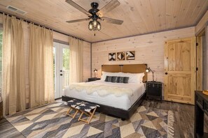 3 chambres, fer et planche à repasser, lit de bébé portatif, Wi-Fi