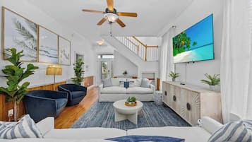 Télévision, baby-foot, espaces bureaux