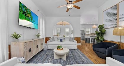 Beachside retreat|Free Heated pool!|Fire pit