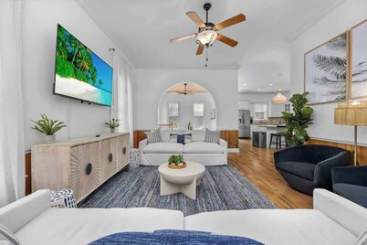 Beachside retreat|Free Heated pool!|Fire pit