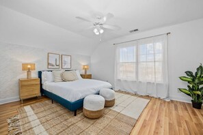 4 bedrooms, desk, iron/ironing board, travel cot