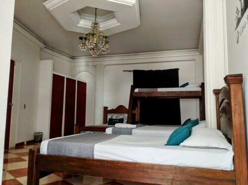 Habitación Privada en Casa - Limonar, Cali