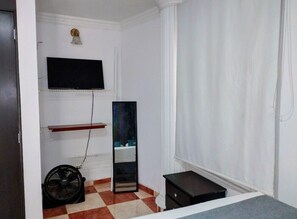 1 camera, Wi-Fi, lenzuola