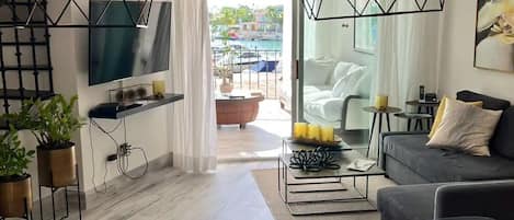 家庭公寓 | 起居区