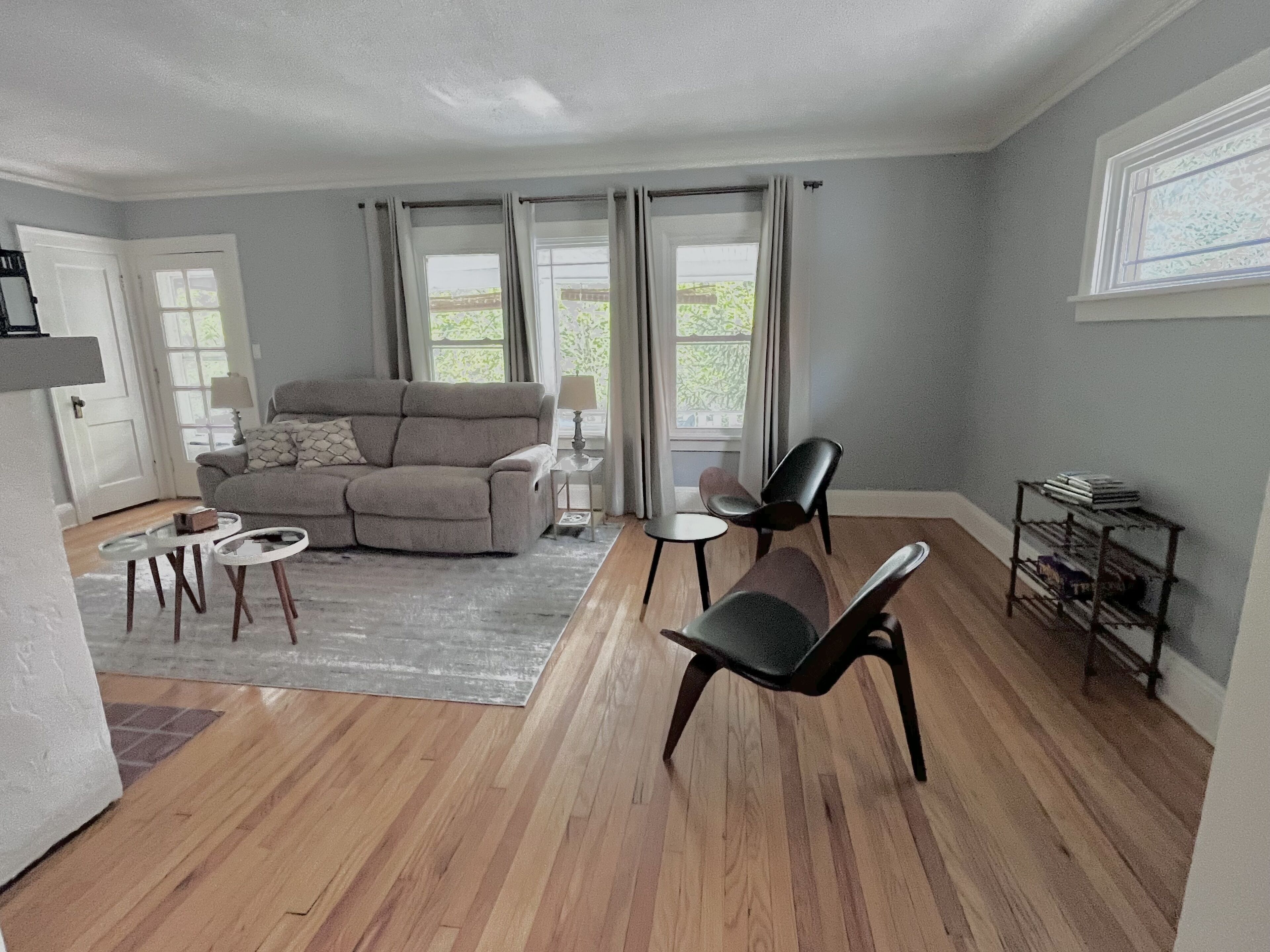 Cleveland Heights Serenity - close to Cleveland Clinic and UH.