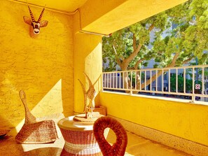 经济客房 | 办公桌、笔记本电脑工作区、免费 WiFi、床单