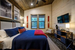 4 室のベッドルーム、WiFi (無料)、ベッドシーツ