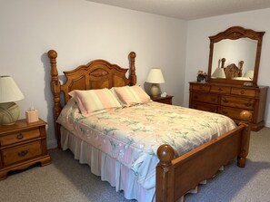 3 bedrooms, iron/ironing board, travel crib, WiFi