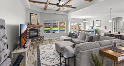 Poolside Paradise near Zion with Putting Green & Private Pool