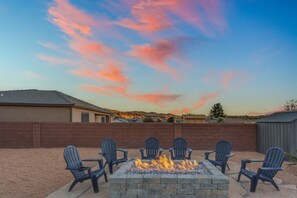 Property grounds - Poolside Paradise near Zion with Putting Green & Private Pool (La Verkin)