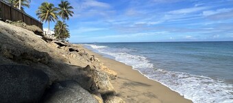 Del Encanto Beach House - Have Fun at the Beach