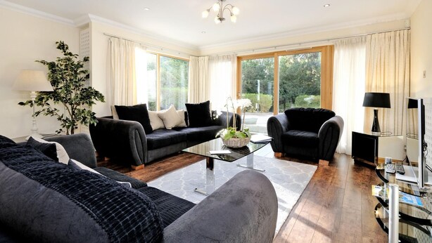 Living area - Bright Cults Home Near to the River Dee (Aberdeen)
