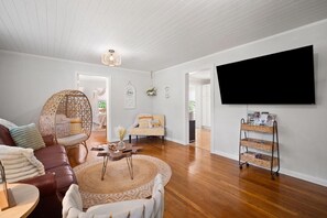 Smart TV, mesa de pingue-pongue