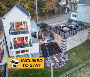Exterior - City View Sanctuary ~ Hot Tub, Abundant Parking (Pittsburgh)