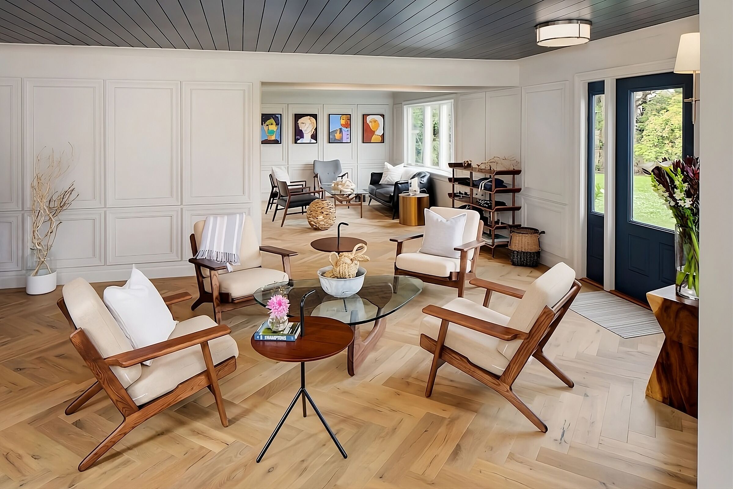 Haven Of Relaxation! Free Breakfast And Parking, Pool, Near Indian Wells Beach - East Hampton, NY