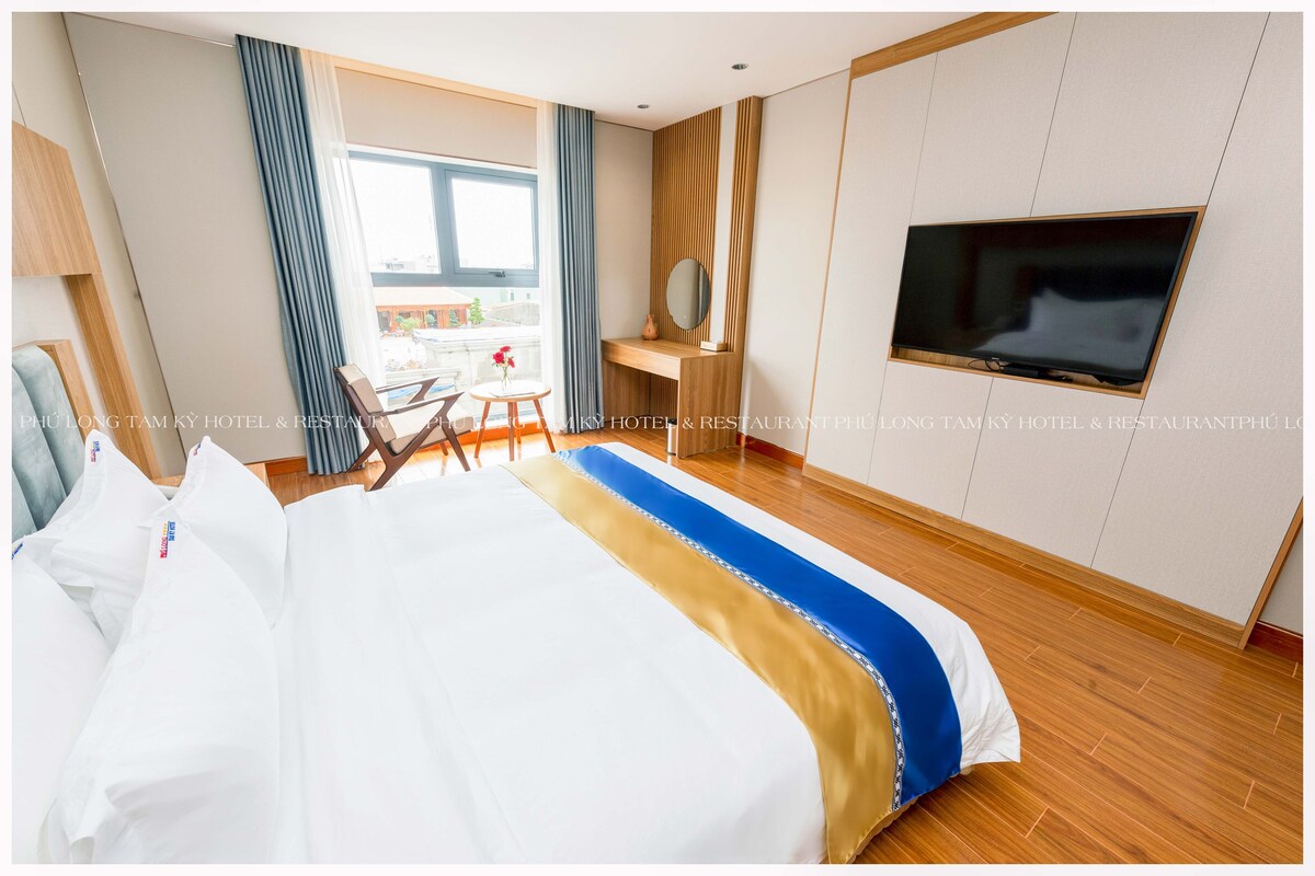 Superior Double Room, 1 King Bed, City View