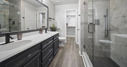 Beautiful Cozy home in The heart of Conroe Texas