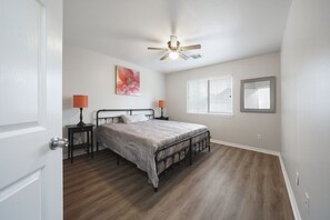 3 habitaciones, tabla de planchar con plancha y wifi gratis