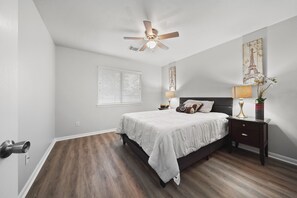 3 Schlafzimmer, Bügeleisen/Bügelbrett, kostenloses WLAN, Bettwäsche