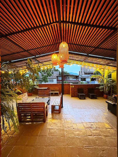 HOSTAL PURA VIDA LA 70