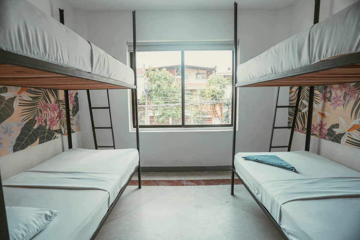 Standard Quadruple Room, Private Bathroom