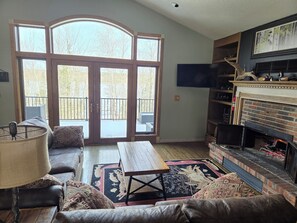 Smart TV, fireplace, video games, DVD player