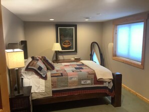 5 chambres, fer et planche à repasser, lit parapluie, Wi-Fi gratuit