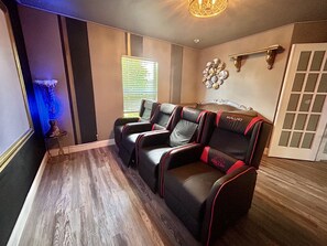 Interior - Luxury House with Pool Table (Cape Coral)