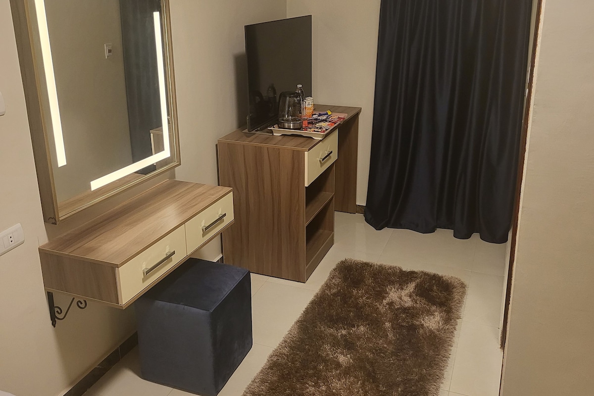 Soundproofing, WiFi (free)