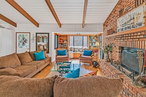 Téléviseur connecté, foyer