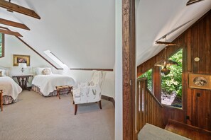 3 soverom, skrivebord, strykejern/-brett og wi-fi (inkludert)