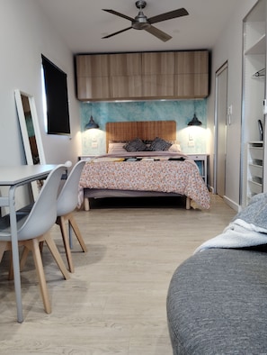 1 bedroom, in-room safe, iron/ironing board, free WiFi