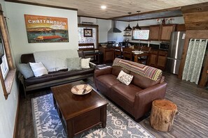 Smart TV - Hidden Cove Cabin at The Pines: Hand Crafted Charm in Peaceful Wooded Cove (Chattanooga)