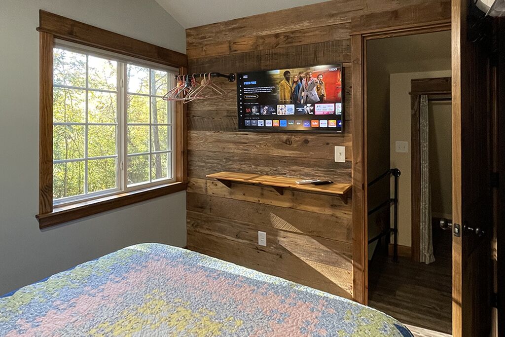 2 多间卧室、办公桌、熨斗/熨衣板、免费 WiFi