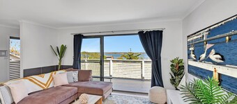 New Property  Seabreeze Bungalow - Lakeview Sunset Delight at Sunshine on Lake Macquarie