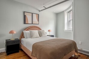 2 chambres, fer et planche Ă repasser, Wi-Fi, draps fournis