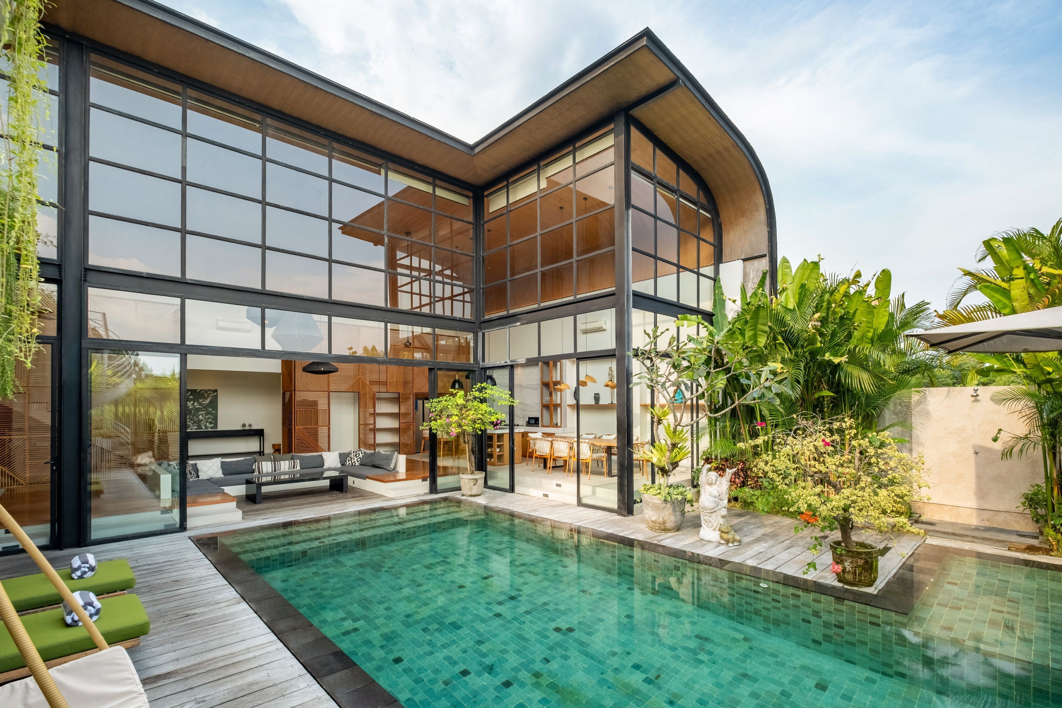 บริเวณภายนอก