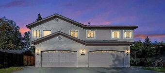 Centrally located in UMed District. Steps from AK Air Venue, Prov/ANMC Hospitals