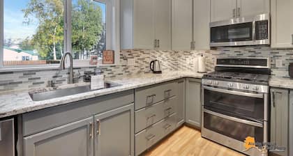 Centrally located in UMed District. Steps from AK Air Venue, Prov/ANMC Hospitals