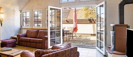 تلفزيون، مدفأة