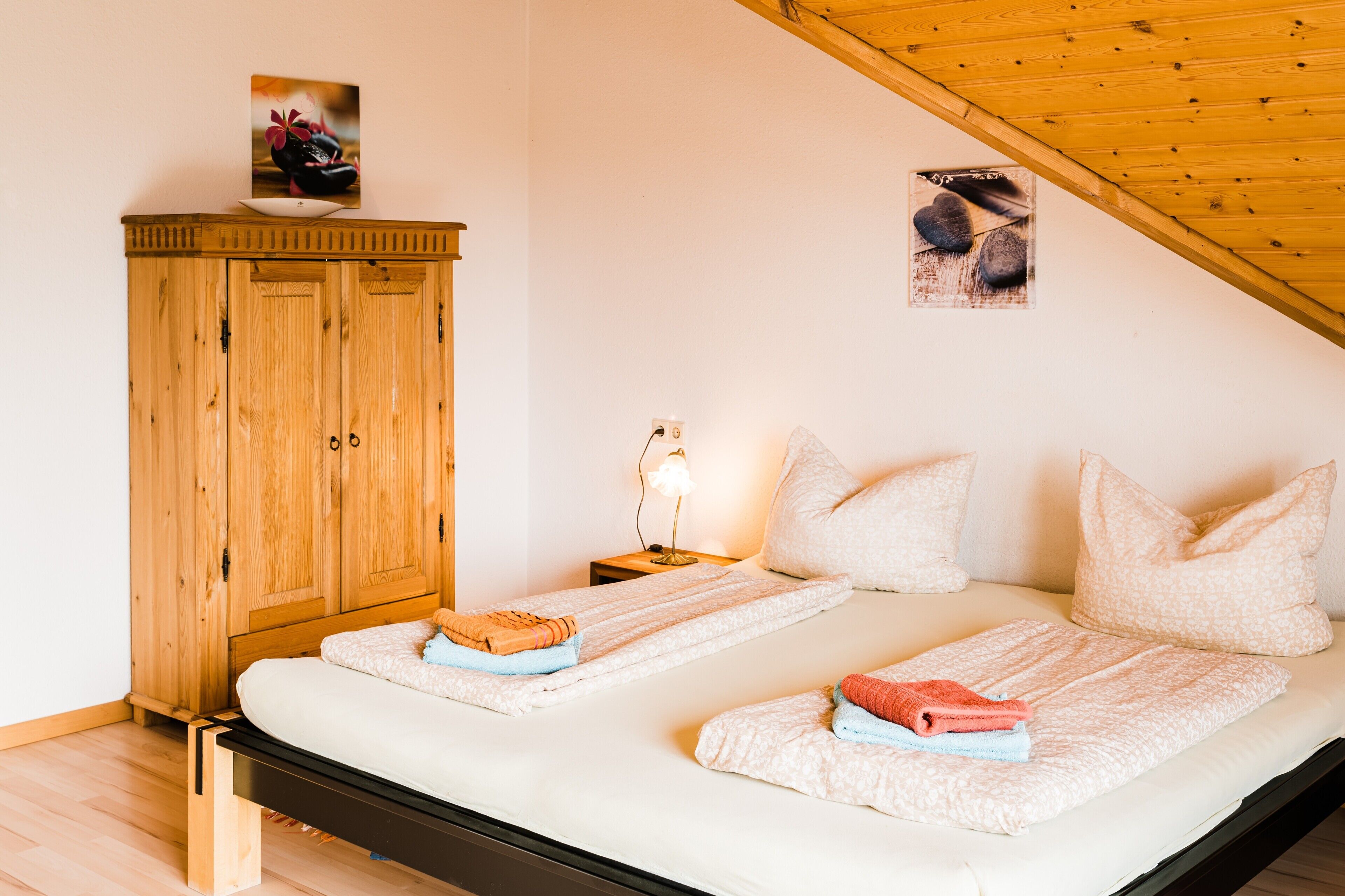 1 多间卧室、熨斗/熨衣板、免费 WiFi、床单