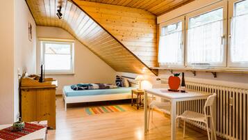 1 Schlafzimmer, Bügeleisen/Bügelbrett, kostenloses WLAN, Bettwäsche