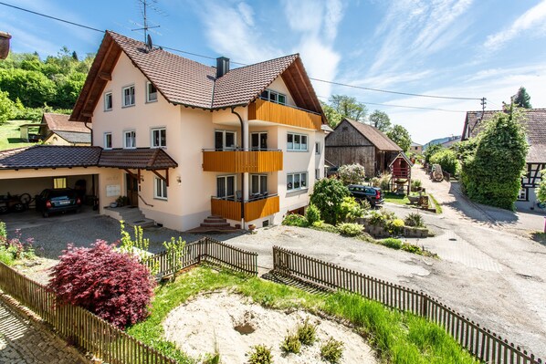 Exterior - Apartment 'Gala' with Shared Garden and Wi-Fi (Stockach)