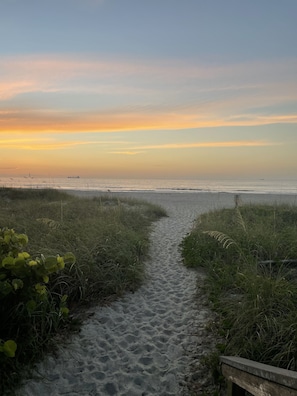 Beach nearby, beach towels - New 40 ft heated saltwater pool, blocks to the beach! (Cape Canaveral)